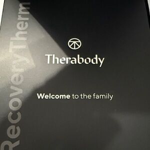 Therabody RecoveryTherm in Black